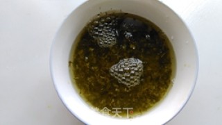 多吃一碗饭——酸菜豆瓣炒肉丝的做法步骤：4
