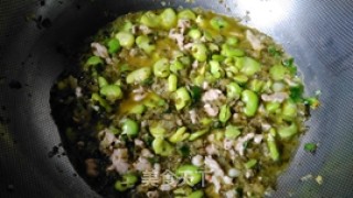 多吃一碗饭——酸菜豆瓣炒肉丝的做法步骤：10
