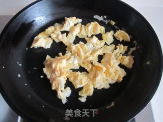荆芥西红柿鸡蛋面的做法步骤：4