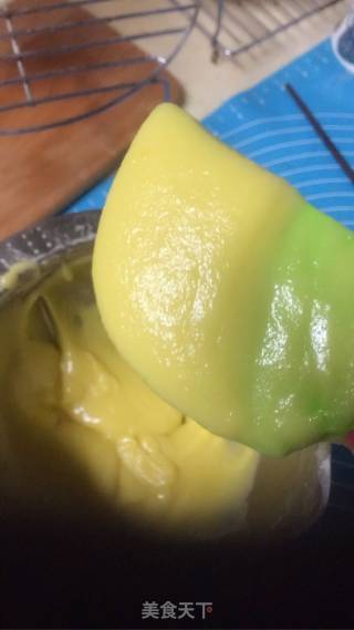 马卡龙夹馅～～柠檬口味的做法步骤：9