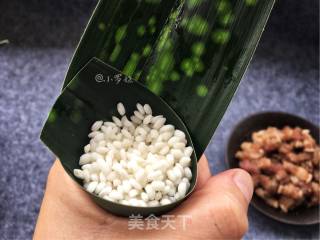 鲜肉粽子的做法步骤：6