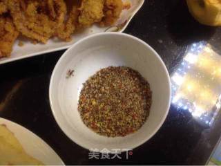 炸鱿鱼须的做法步骤：5