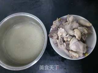 家常炖鸡的做法步骤：4