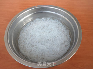 海带拌粉丝的做法步骤：4