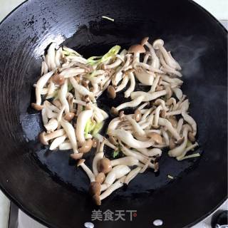 三鲜豆腐煲的做法步骤：5
