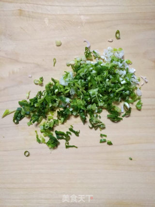 鲜肉釀蘑菇的做法步骤：2