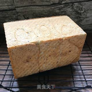 黑芝麻奇亚籽吐司的做法步骤：17