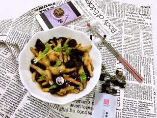 木耳蒸鸡脚的做法步骤：11