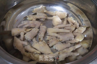傣味柠檬泡鸡爪的做法步骤：3
