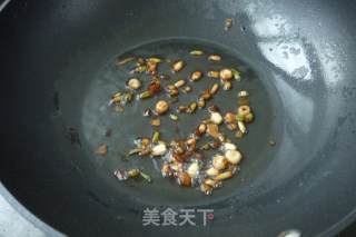 蟹籽银耳拌豌豆的做法步骤：4