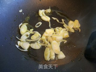 香辣土豆片炒猪肚的做法步骤：5