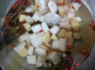 温补羊肉枸杞茶菇汤的做法步骤：5