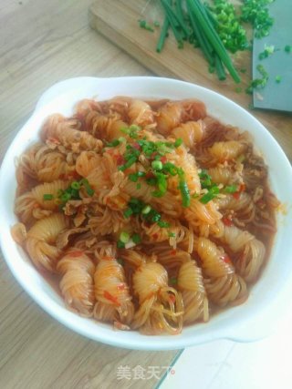 红烧魔芋丝结的做法步骤：3