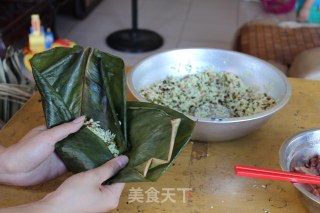 广式香菇花肉粽子（超详细，两种包法）的做法步骤：27