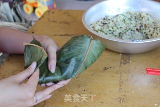 广式香菇花肉粽子（超详细，两种包法）的做法步骤：29