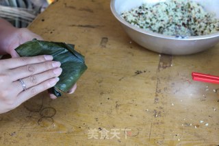 广式香菇花肉粽子（超详细，两种包法）的做法步骤：30