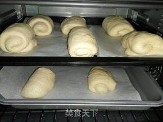 淡奶油面包的做法步骤：11