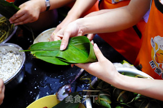 浓情端阳传情苦荞豆沙粽飘香万里的做法步骤：6