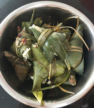 浓情端阳传情苦荞豆沙粽飘香万里的做法步骤：13