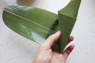 紫米八宝锥形粽子的做法步骤：8