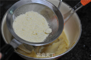 杏仁玫瑰花曲奇的做法步骤：5
