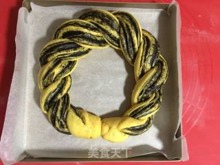 南瓜麻香花环面包的做法步骤：11