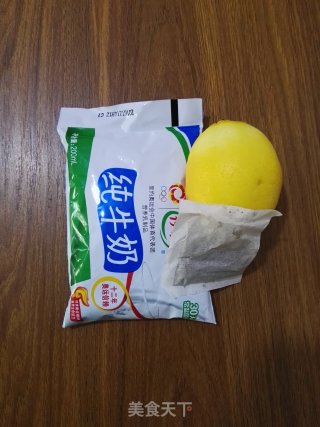 柠檬屑牛奶大麦茶的做法步骤：1