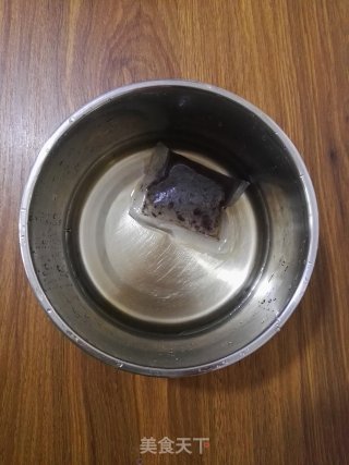柠檬屑牛奶大麦茶的做法步骤：2
