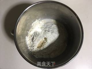 全麦面包的做法步骤：4