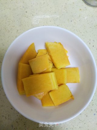 南瓜二明治面包的做法步骤：1