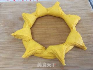 太阳花胡萝卜面包的做法步骤：9