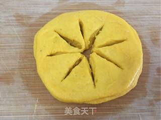 太阳花胡萝卜面包的做法步骤：12