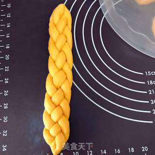 酥粒南瓜辫子包的做法步骤：11