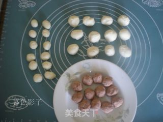 造色情怀 蘑菇豆沙包的做法步骤：4