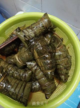 广西灰水肉粽的做法步骤：15