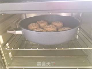 杂粮烧饼的做法步骤：9