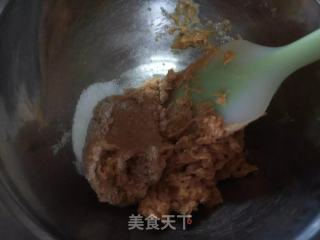花生酱巧克力豆曲奇的做法步骤：1
