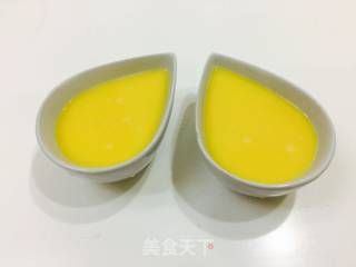 为闺女练好厨艺——嫩滑鸡蛋羹的做法步骤：4