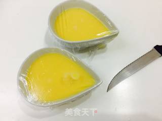 为闺女练好厨艺——嫩滑鸡蛋羹的做法步骤：5