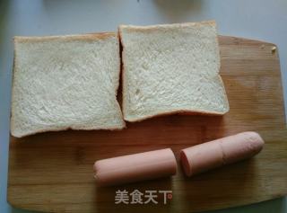 芝士热狗吐司卷的做法步骤：2