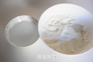 法棍面包的做法步骤：1