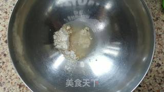 黑酸面包的做法步骤：1