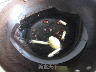 木耳排骨的做法步骤：7