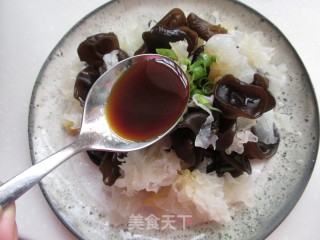凉拌双耳的做法步骤：8