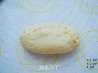 芒果软欧包的做法步骤：13