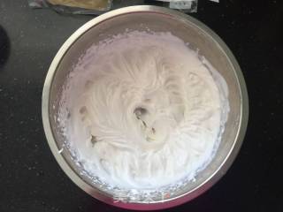 清新抹茶慕斯蛋糕的做法步骤：11