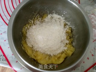 六一儿童节美食--笑脸土豆饼的做法步骤：3