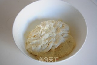 香酥芝麻饼的做法步骤：2
