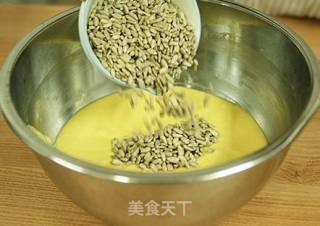 向日葵马芬蛋糕的做法步骤：3