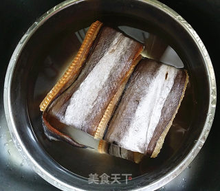 酱香煎鳗鱼的做法步骤：3